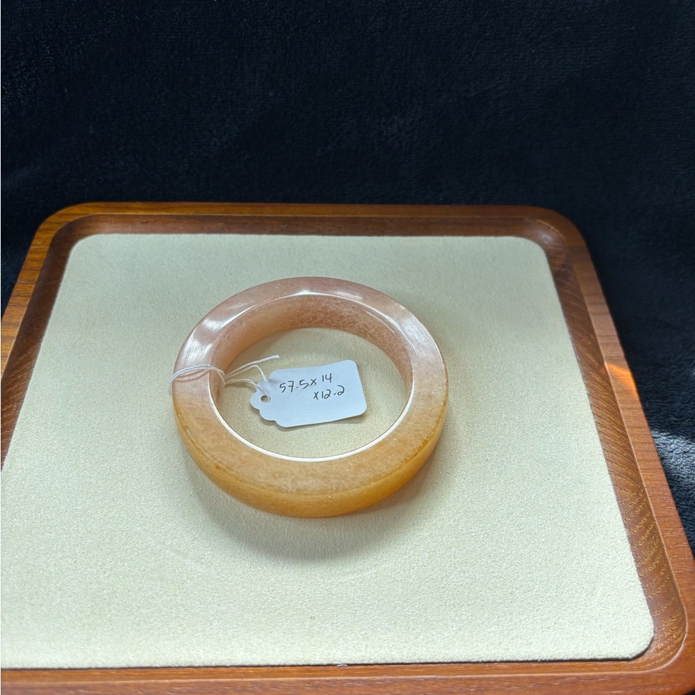 Fanta Shetai Jade Bangle